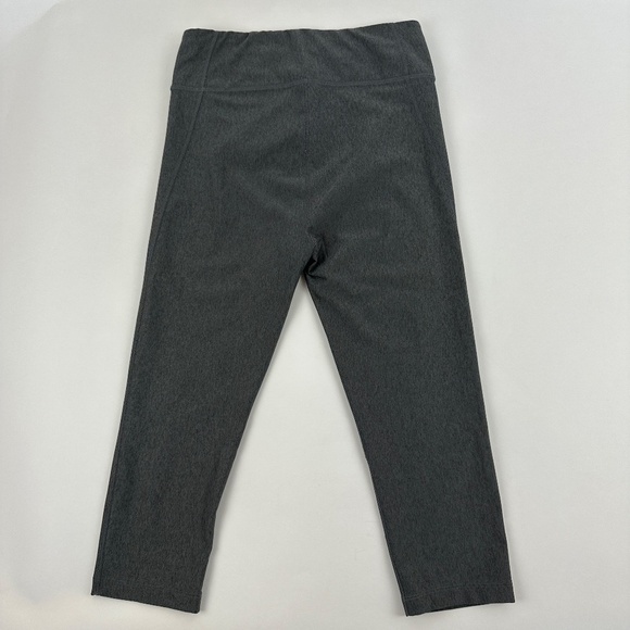 Under Armour Leggings Womens Gray Crop Length - Picture 9 of 9